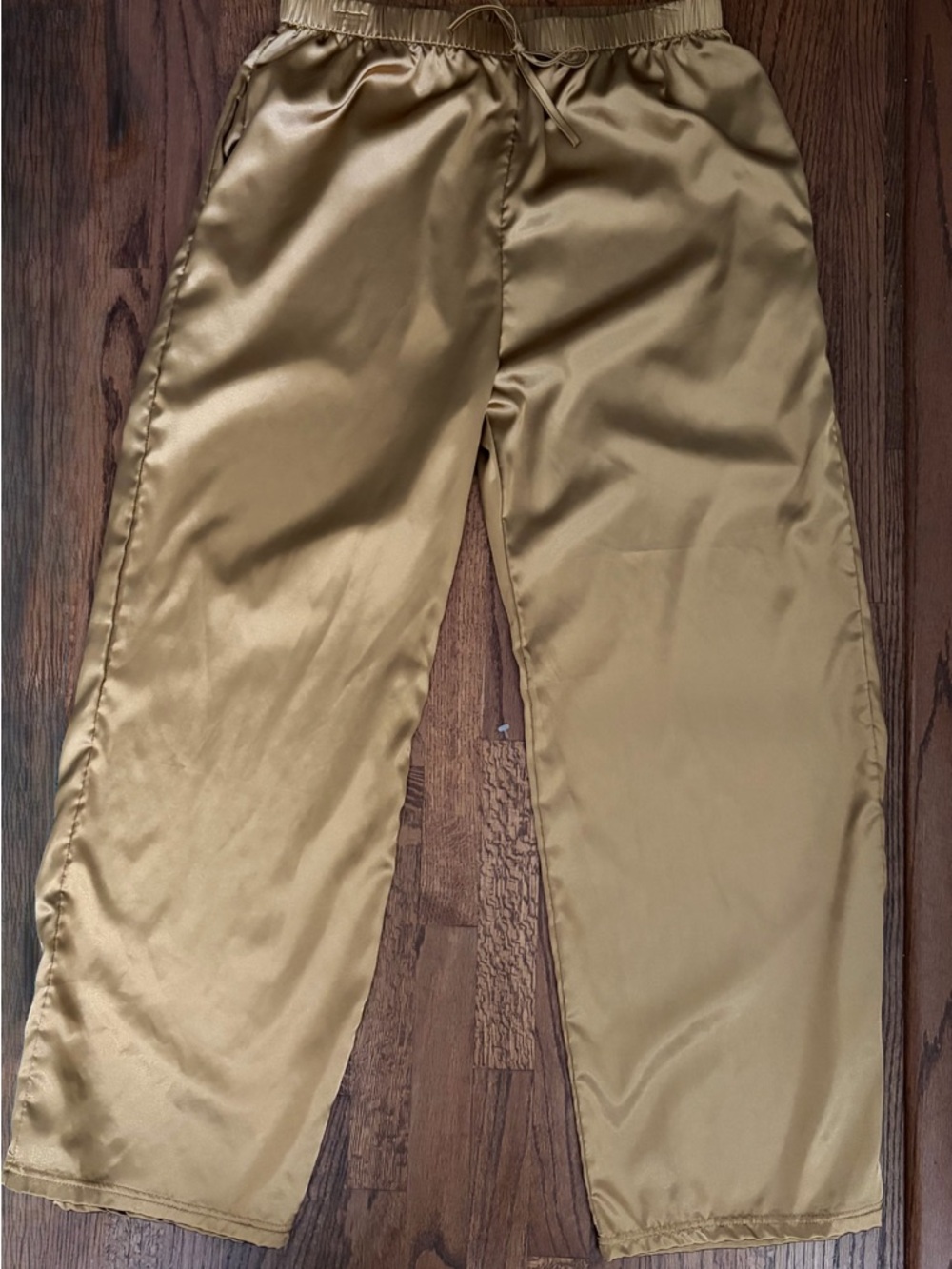 Relaxed Satin Wide-Leg Pants in Camel - Picture 3 of 7